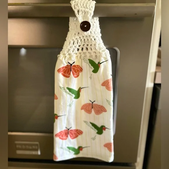 Hand Crafted Colorful Hummingbirds Butterflies Hanging Hand Towel Crochet Top - Picture 7 of 8